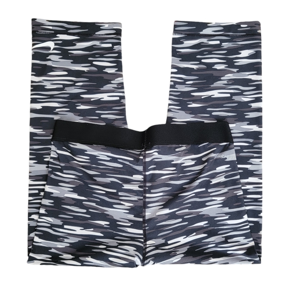 Nike Pro Women's Haze Dri-Fit Training Capri Legging Camo Black Grey Gym… - Picture 8 of 17